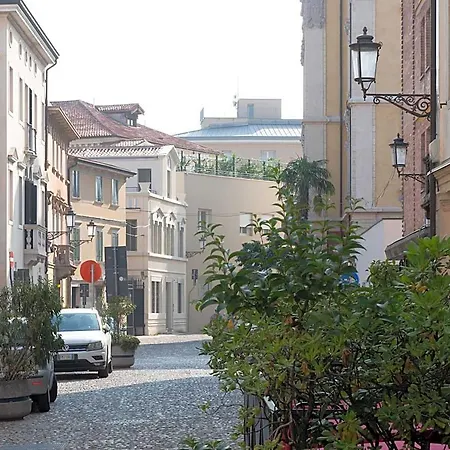 Canton Dell'orto ホテル