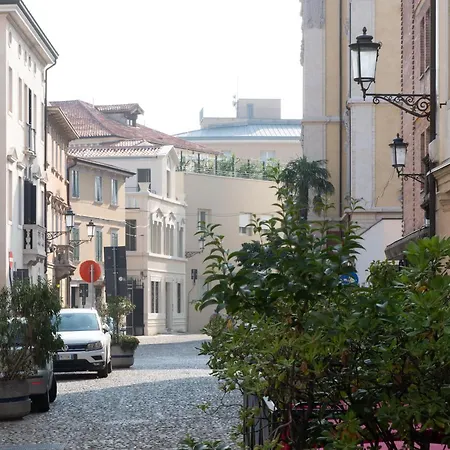 Canton Dell'orto Hotel 2*