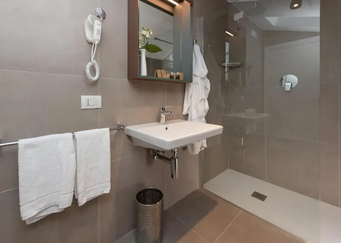 Hotel Canton Dell'orto 2*